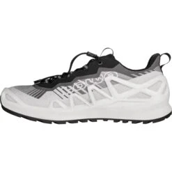 LOWA Merger GTX Lo Men's Shoes - Offwhite/black 9 LOWA Merger GTX Lo Men's Shoes - Offwhite/black -Lowa Trail Sales Store 310431 0199 merger gtx lo herrenschuhe offwhite black 3 1504741