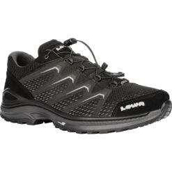 LOWA Maddox GTX Lo Men's Shoes - Black 8 LOWA Maddox GTX Lo Men's Shoes - Black -Lowa Trail Sales Store 310614 0999 maddox gtx lo 2021 schwarz 1 1129360