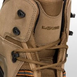 Lowa Zephyr GTX Mid Hiking Boot - Men's
